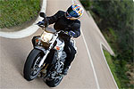 Suzuki GSR600 — новейшая разработка SUZUKI в классе городских мотоциклов
